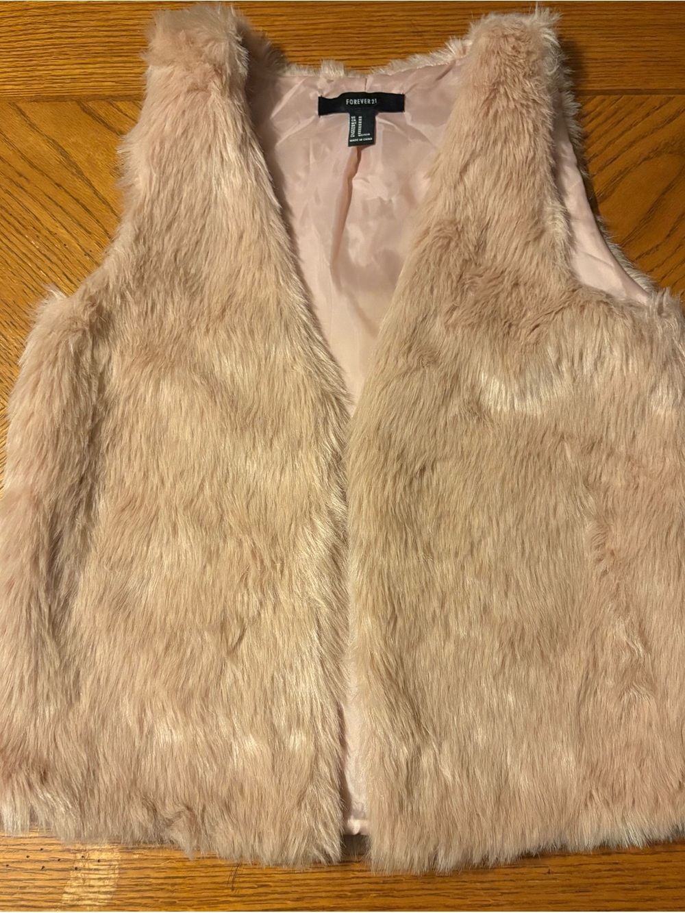 Forever 21 Blush Faux Fur Vest size medium